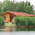 Arnyas Thermal Es Ueduelopark *