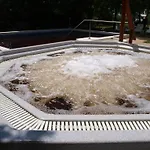 Arnyas Thermal Es Ueduelopark Vakantiepark Püspökladány