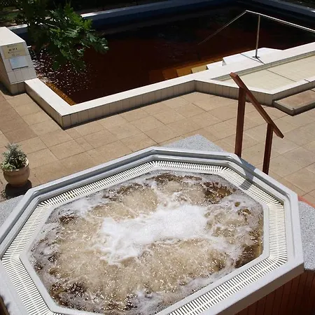 Arnyas Thermal Es Ueduelopark Feriepark *