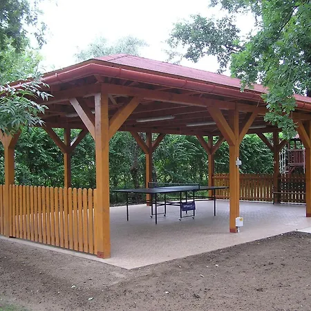 Feriepark Arnyas Thermal Es Ueduelopark Püspökladány