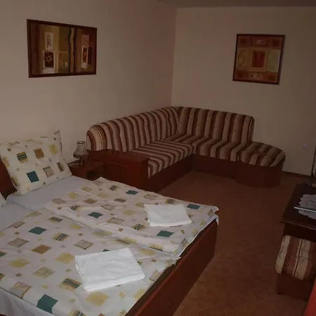 Arnyas Thermal Es Ueduelopark * Puspokladany
