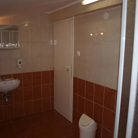 Arnyas Thermal Es Ueduelopark