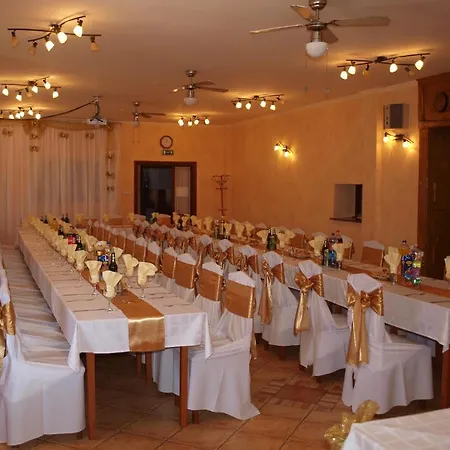 Arnyas Thermal Es Ueduelopark Feriepark *