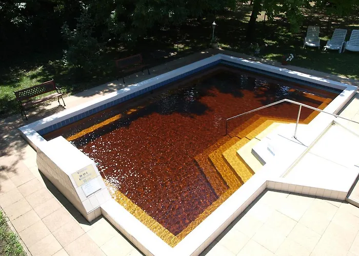 Arnyas Thermal Es Ueduelopark Püspökladány