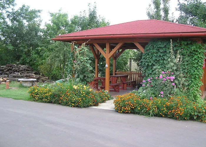 Holiday park Arnyas Thermal Es Ueduelopark