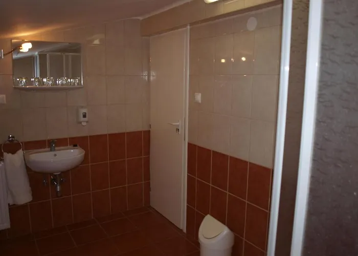 Arnyas Thermal Es Ueduelopark